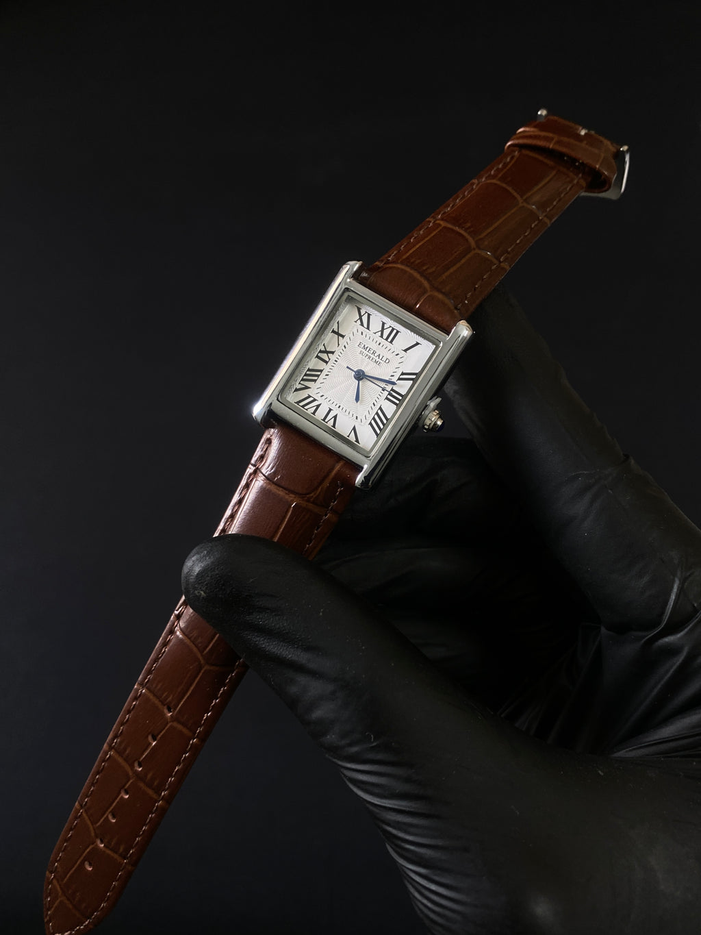 Emerald supreme tank