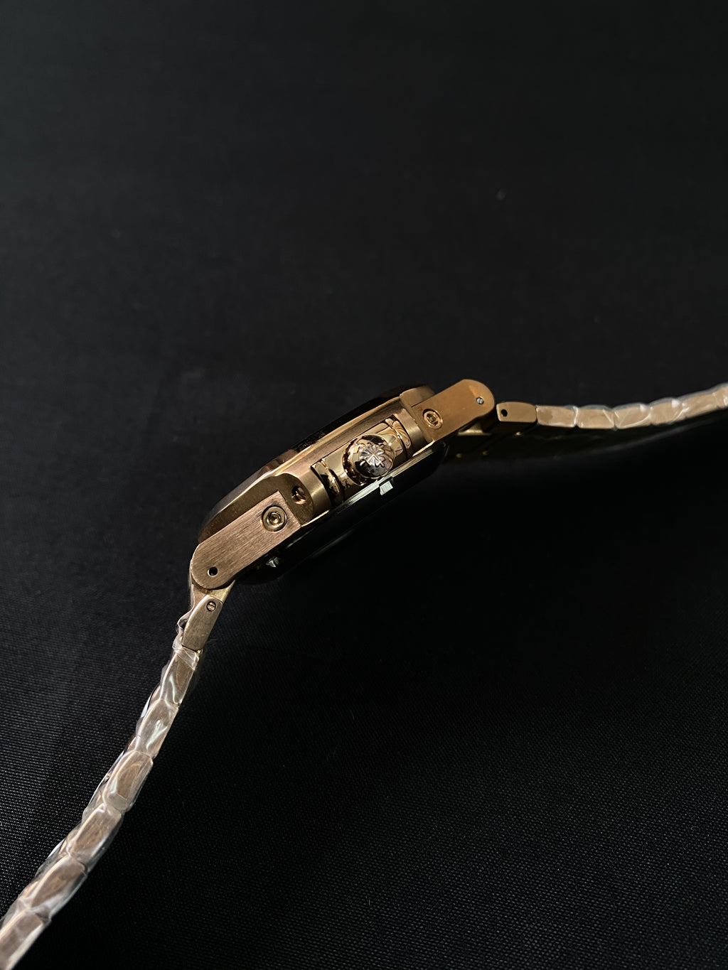 Patek nautilus annual calendar moon phase 5726/1R-001