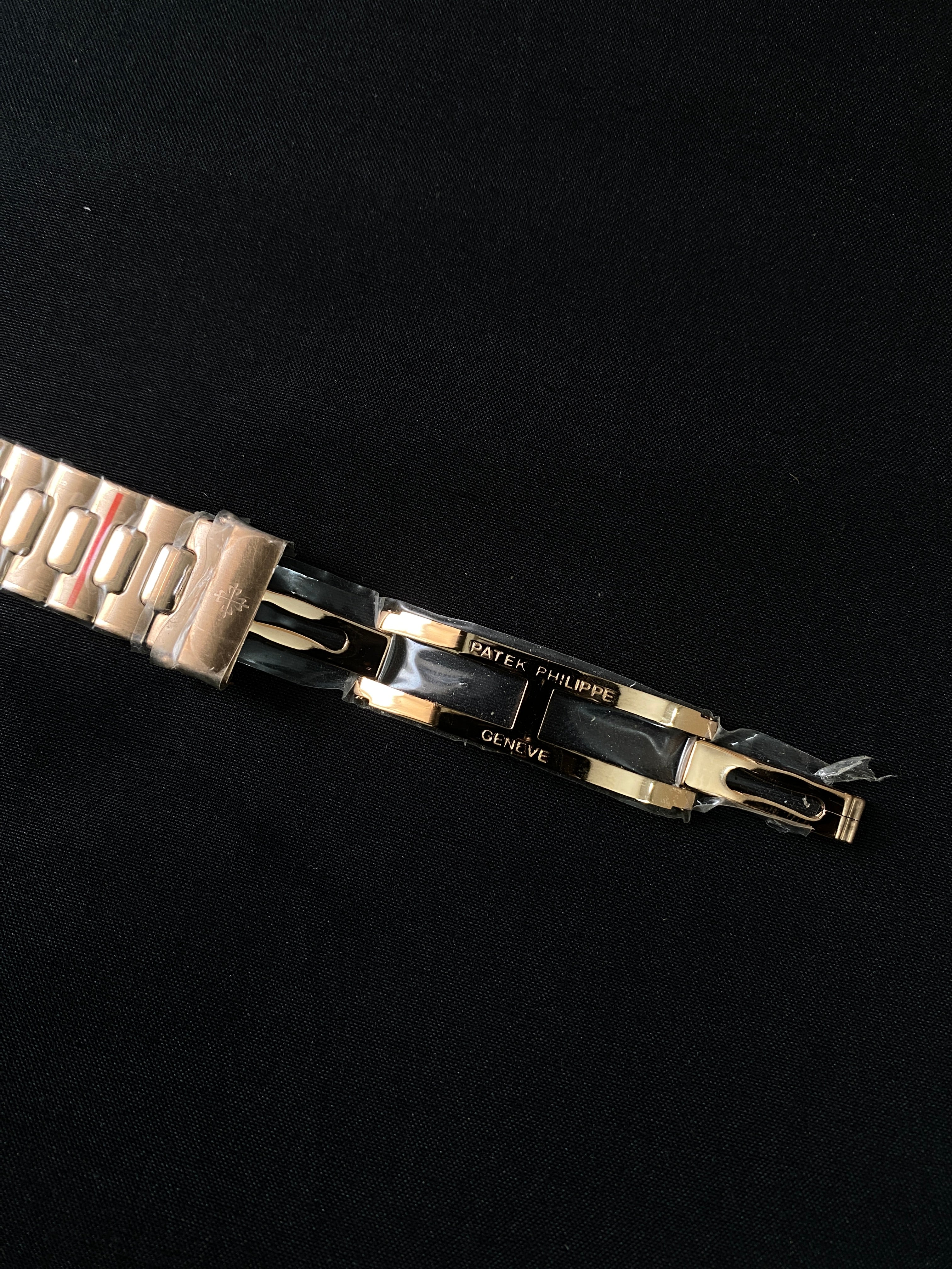 Patek nautilus annual calendar moon phase 5726/1R-001