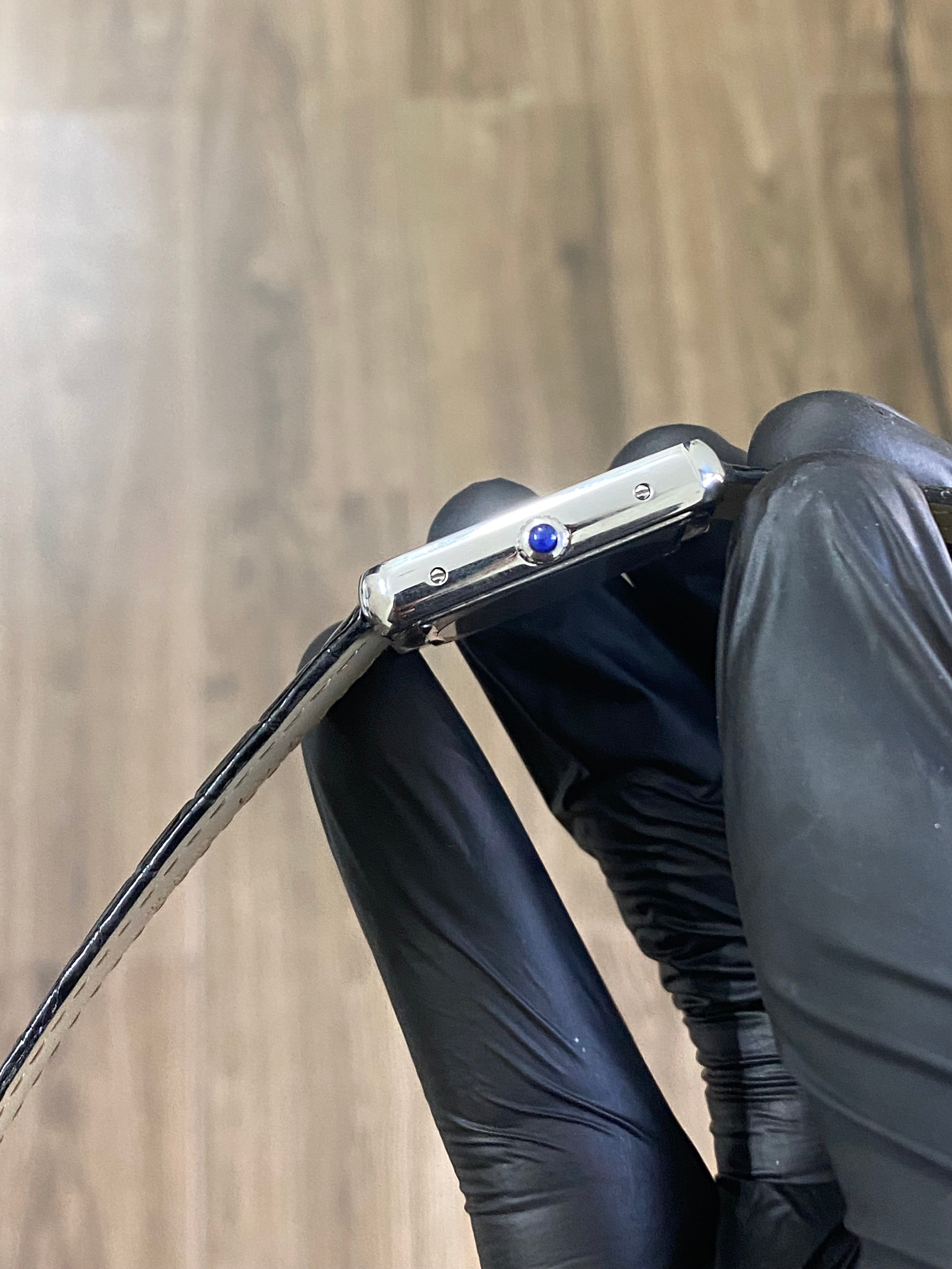 Cartier tank small size (orignal straps)