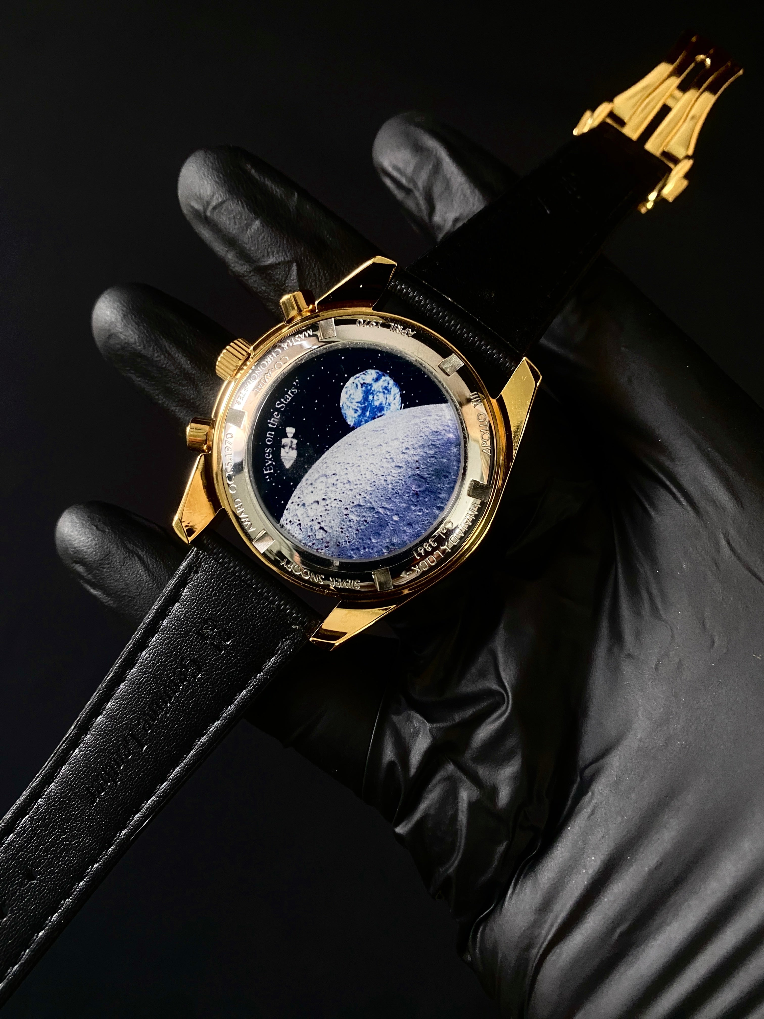 Omega speed master silver snoopy