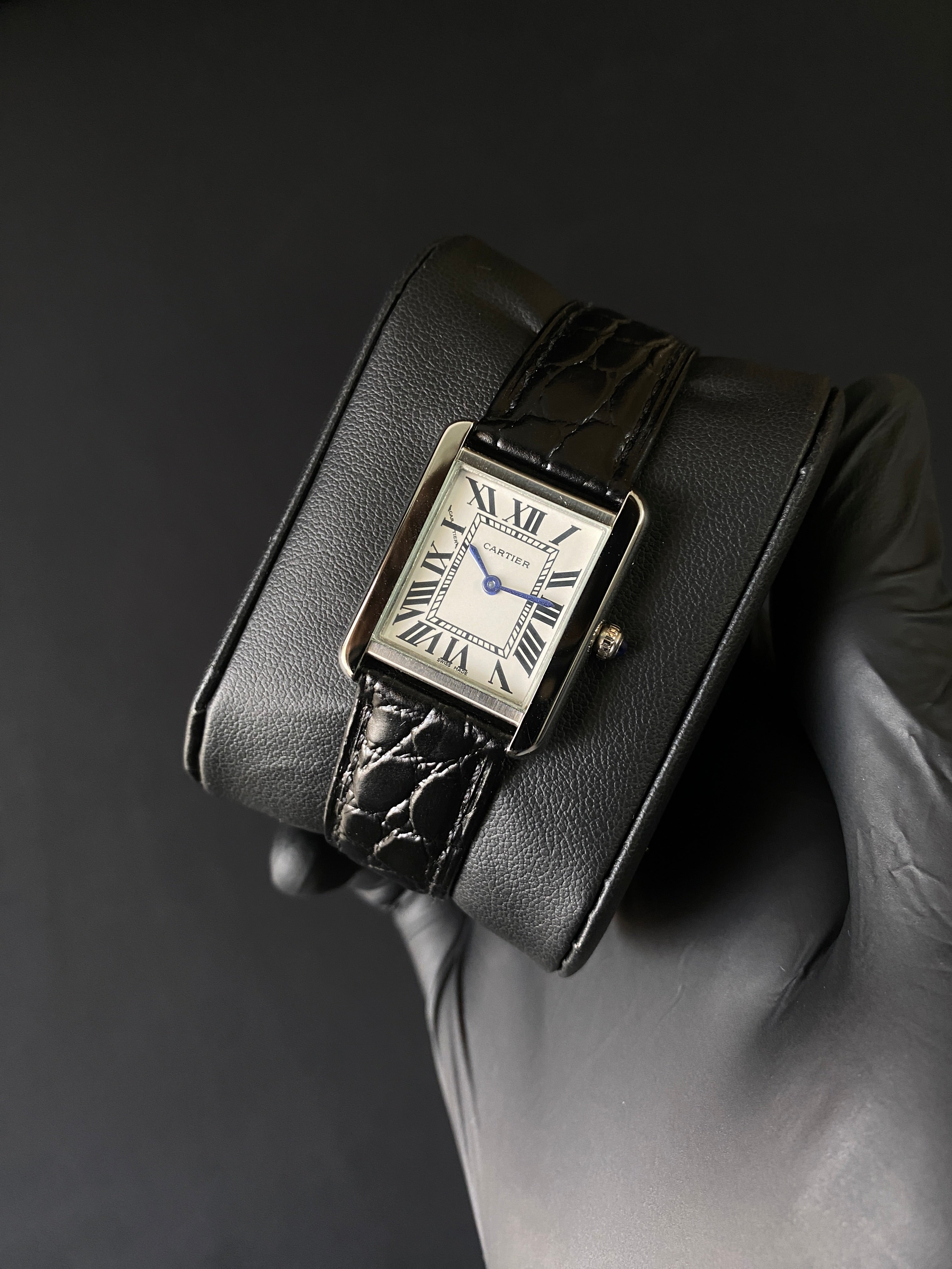 Cartier tank small size