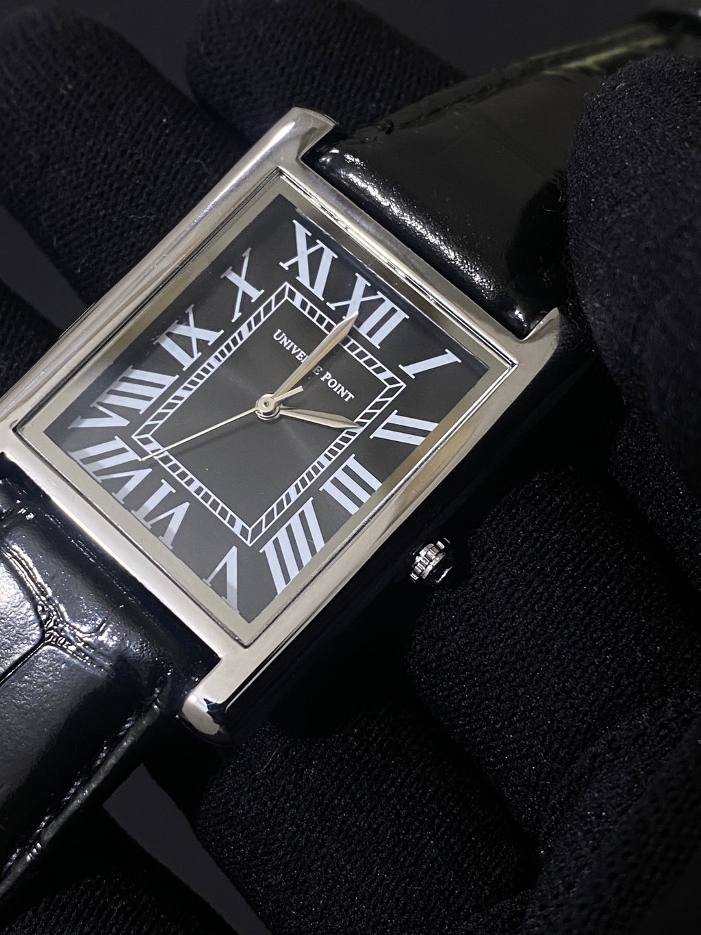 BLACK LEATHER TANKS⚜️