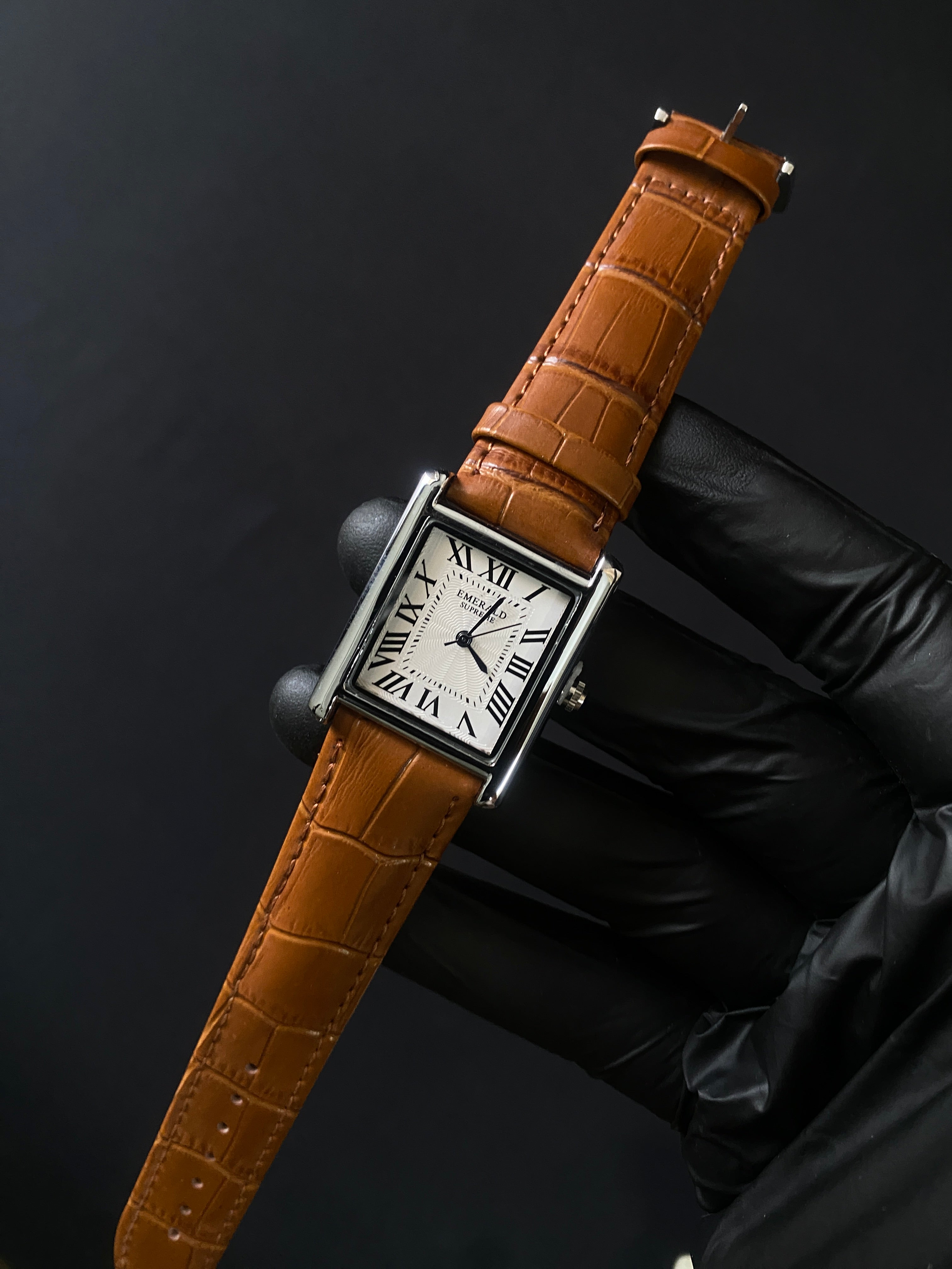 Emerald supreme tank