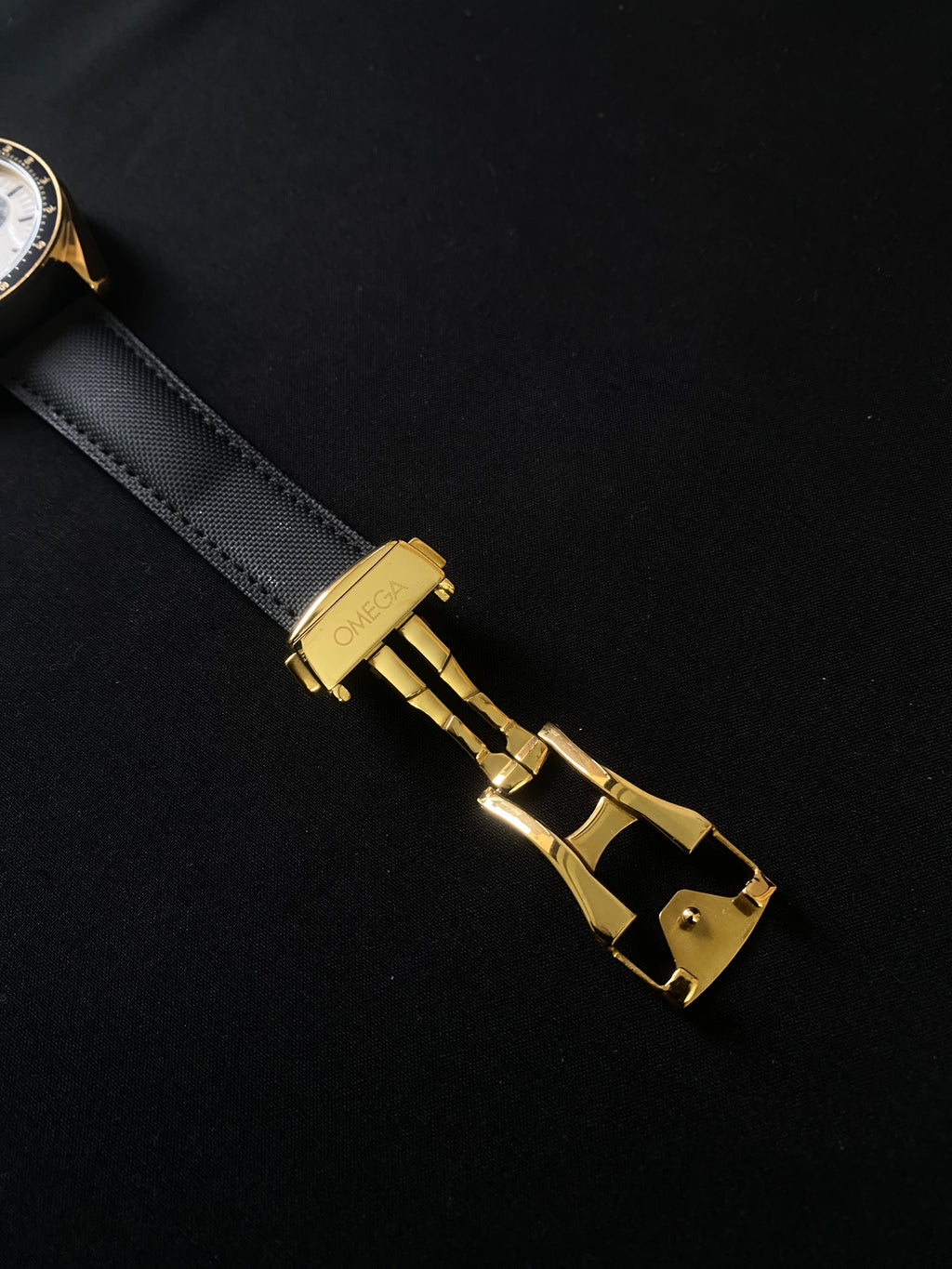 Omega speed master silver snoopy