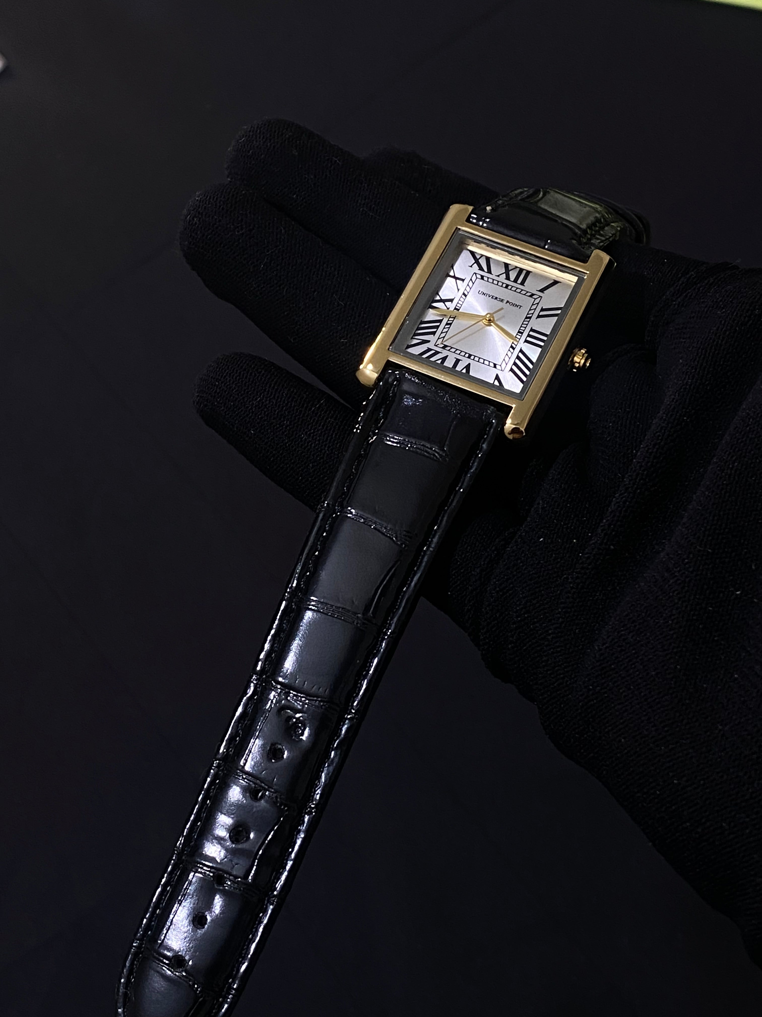 BLACK LEATHER TANKS⚜️