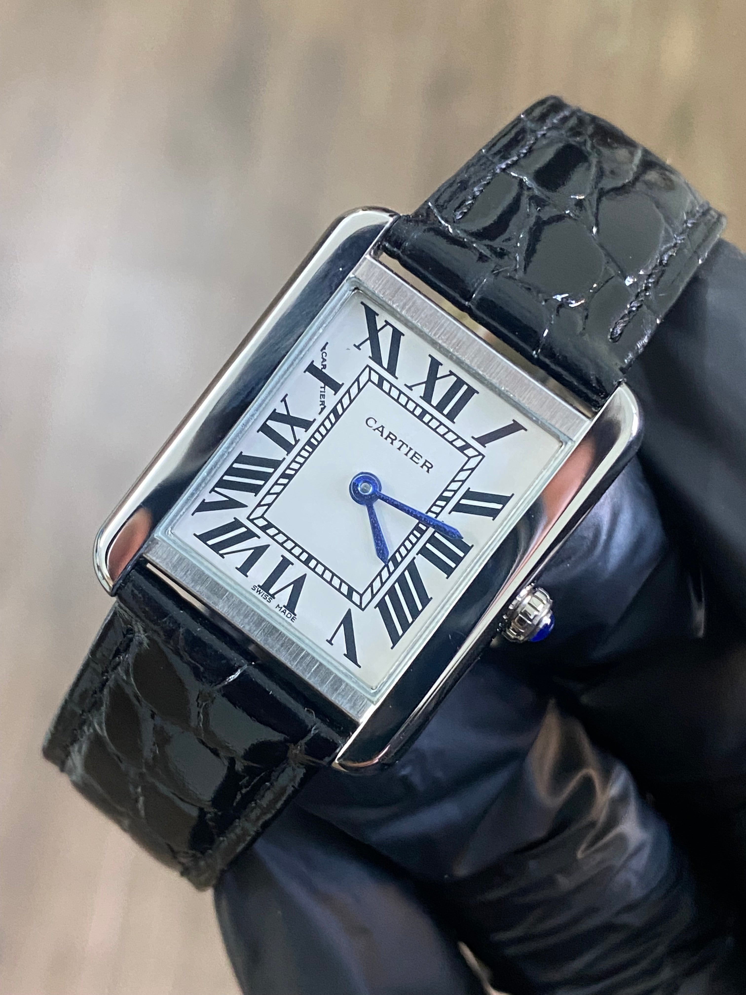 Cartier tank small size (orignal straps)