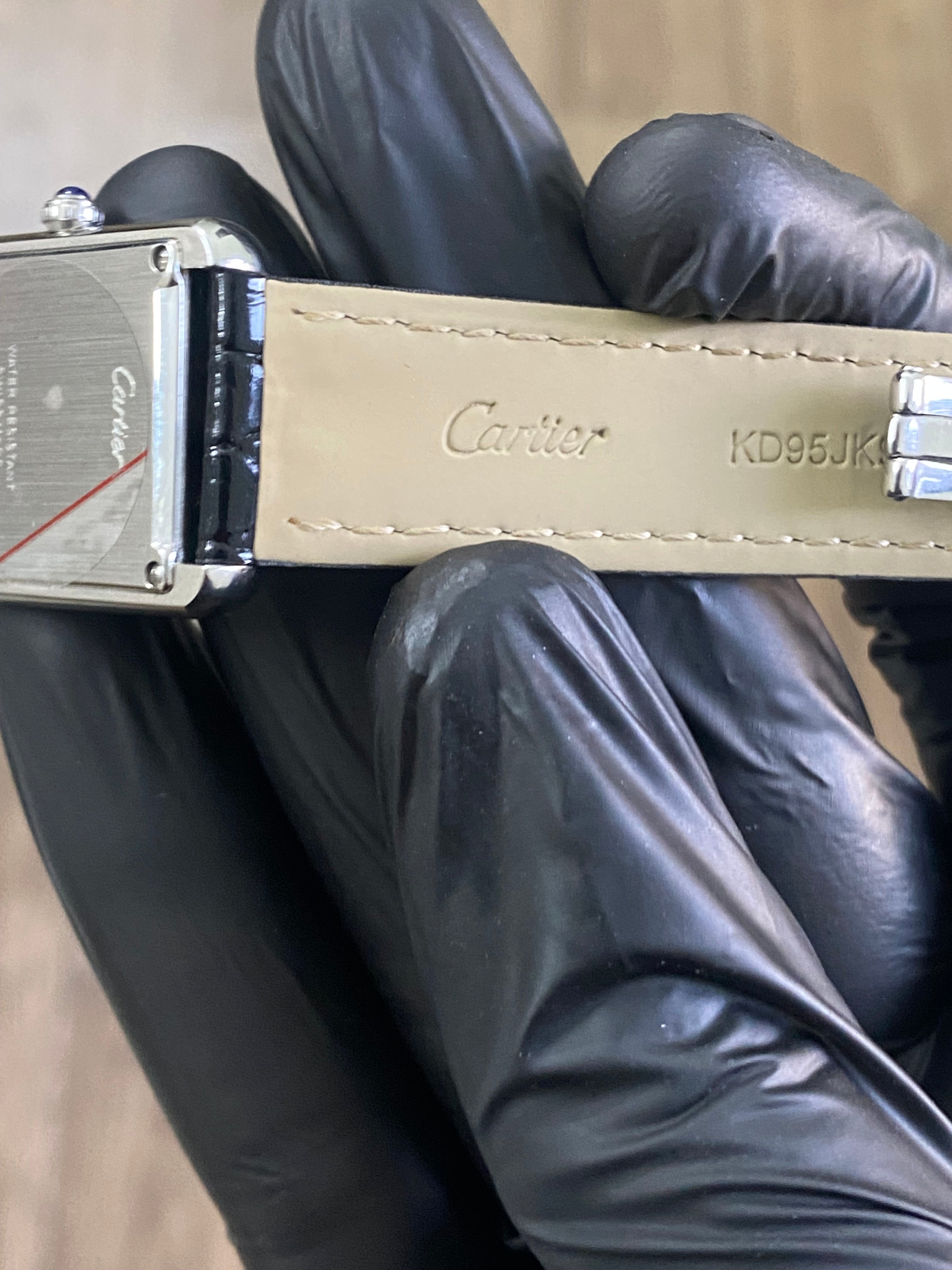 Cartier tank small size (orignal straps)