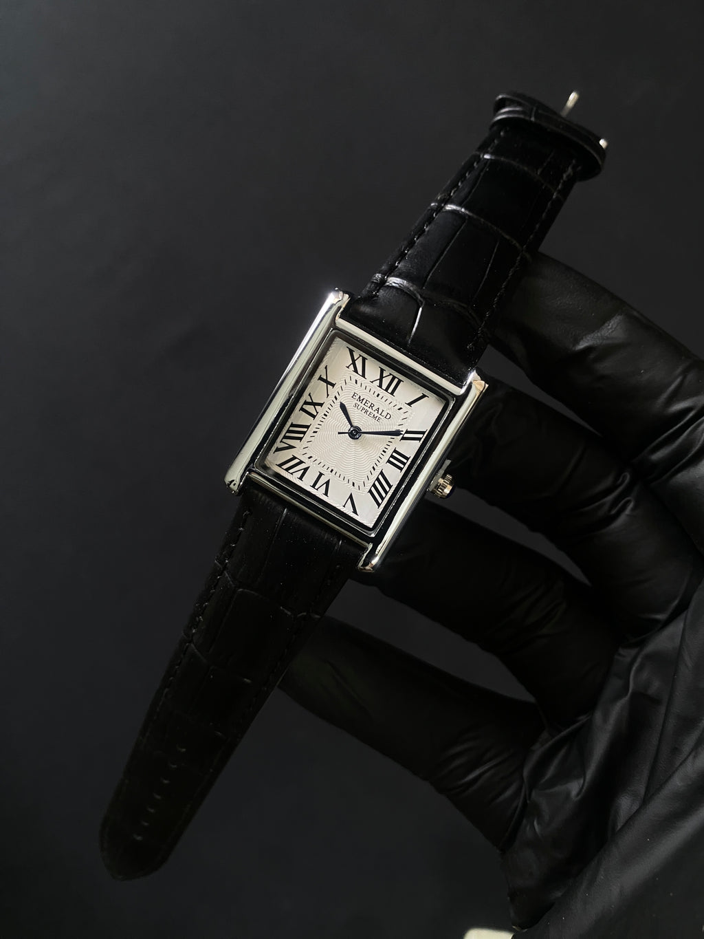 Emerald supreme tank