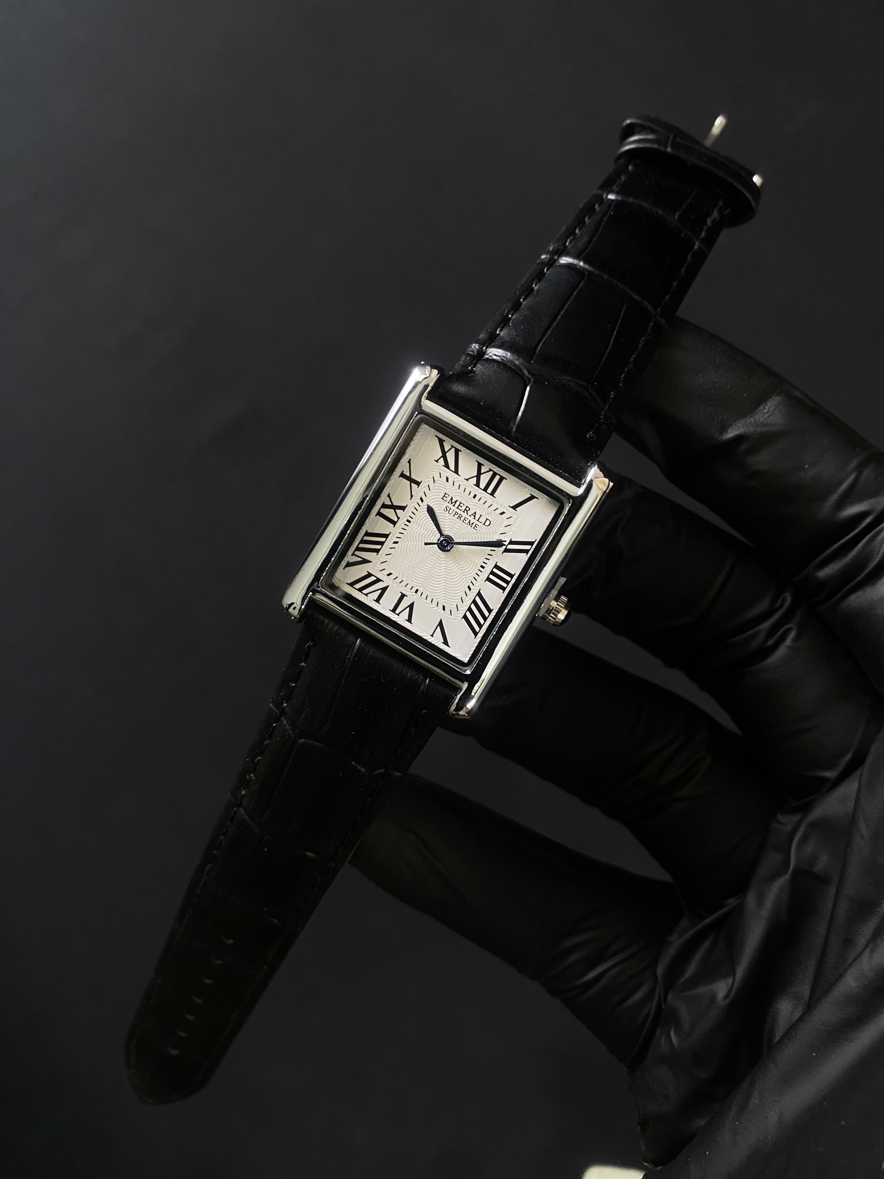 Emerald supreme tank