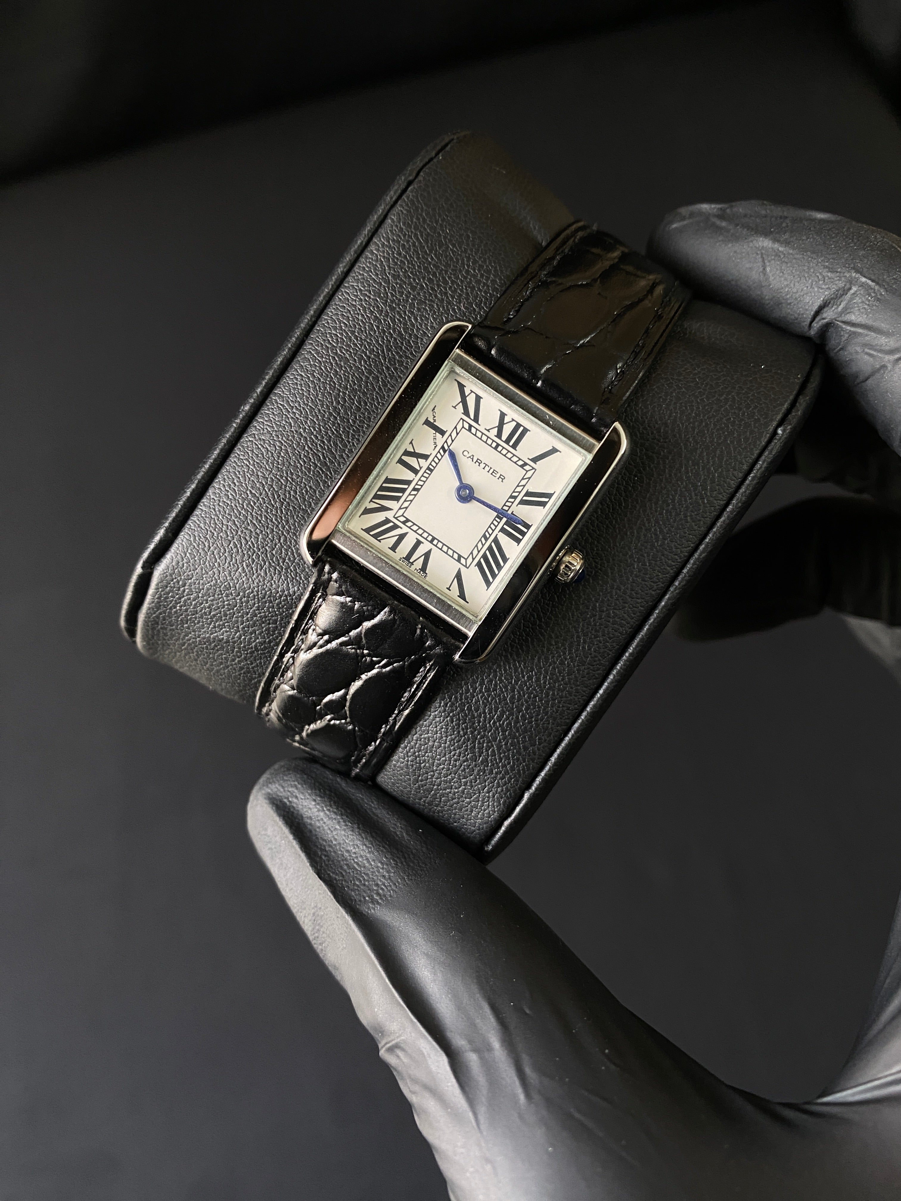 Cartier tank small size