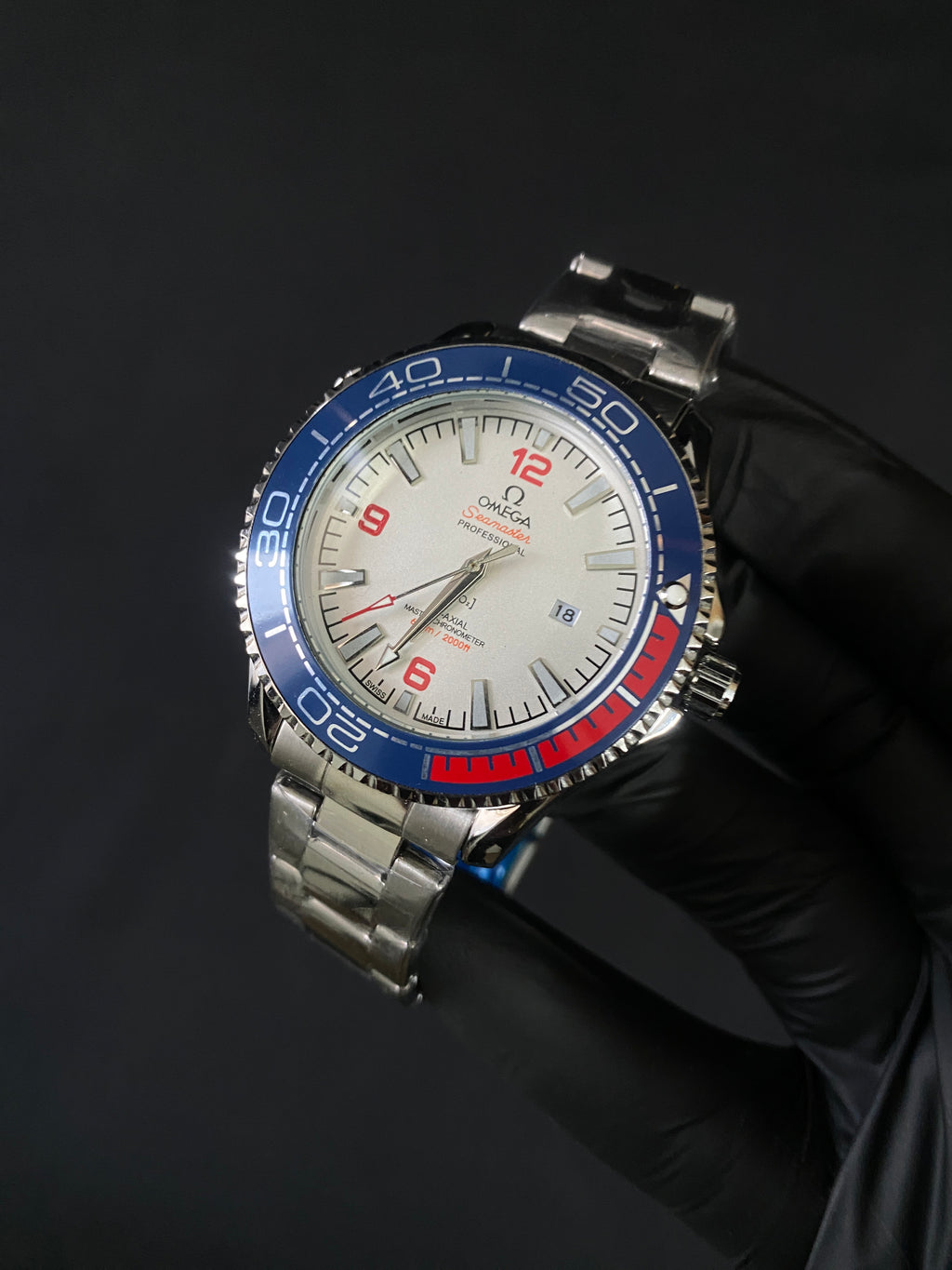 Omega sea-master planet ocean